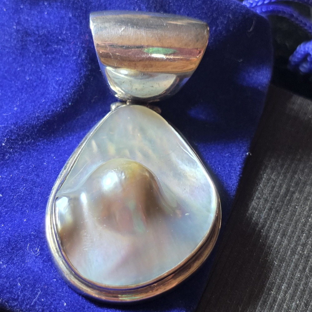 Elegant Sterling Silver and Pearl Pendant